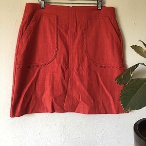 Linen pencil skirt with deep pockets